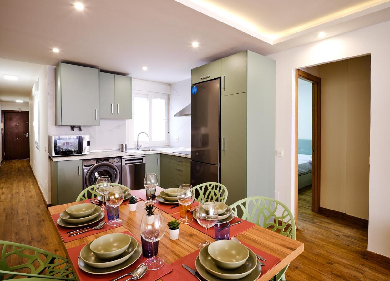 Leo Home- Bright & Centric 3 Bedrooms Apartment With Private Parking Included 말라가 외부 사진