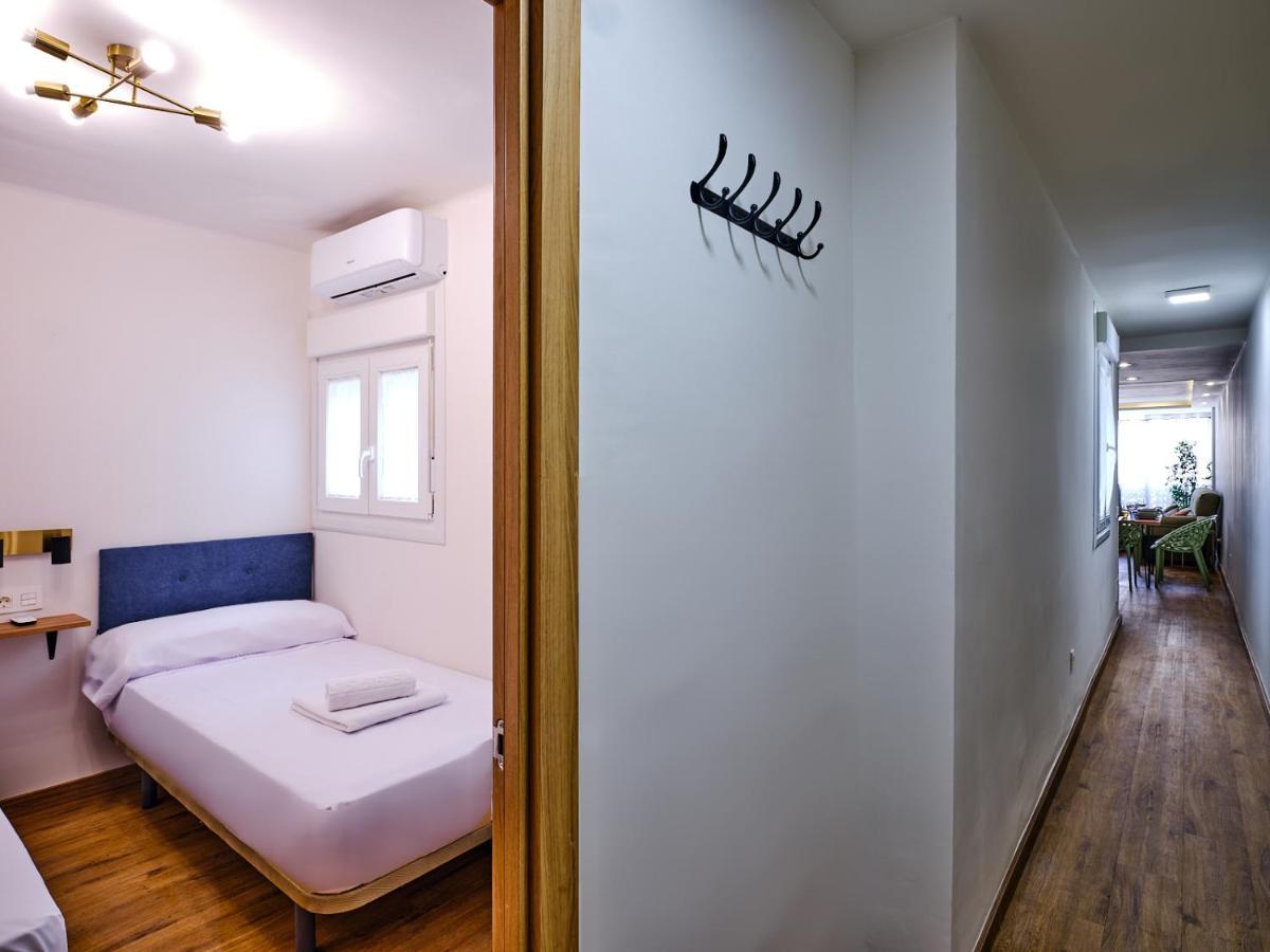 Leo Home- Bright & Centric 3 Bedrooms Apartment With Private Parking Included 말라가 외부 사진